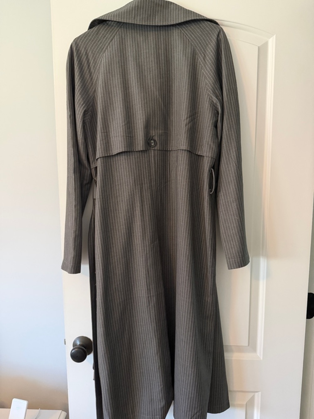 Avec Les Filles Gray Pinstripe Trench Coat - Picture 8 of 8